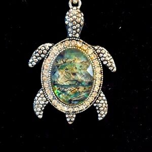 Abalone Turtle Silver Pendant Necklace with Green / Blue Oceanic Charm